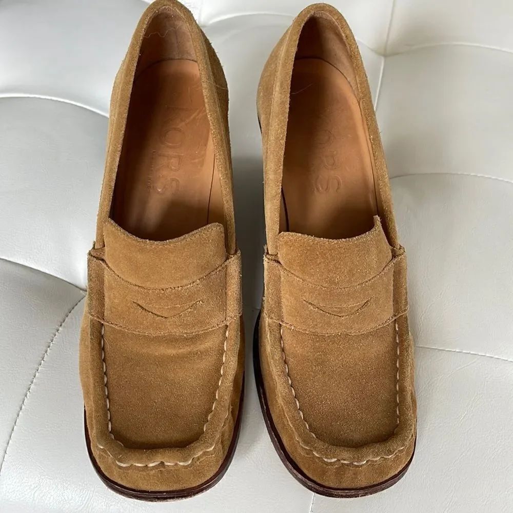 Super cute suede Michael Kors wedge.